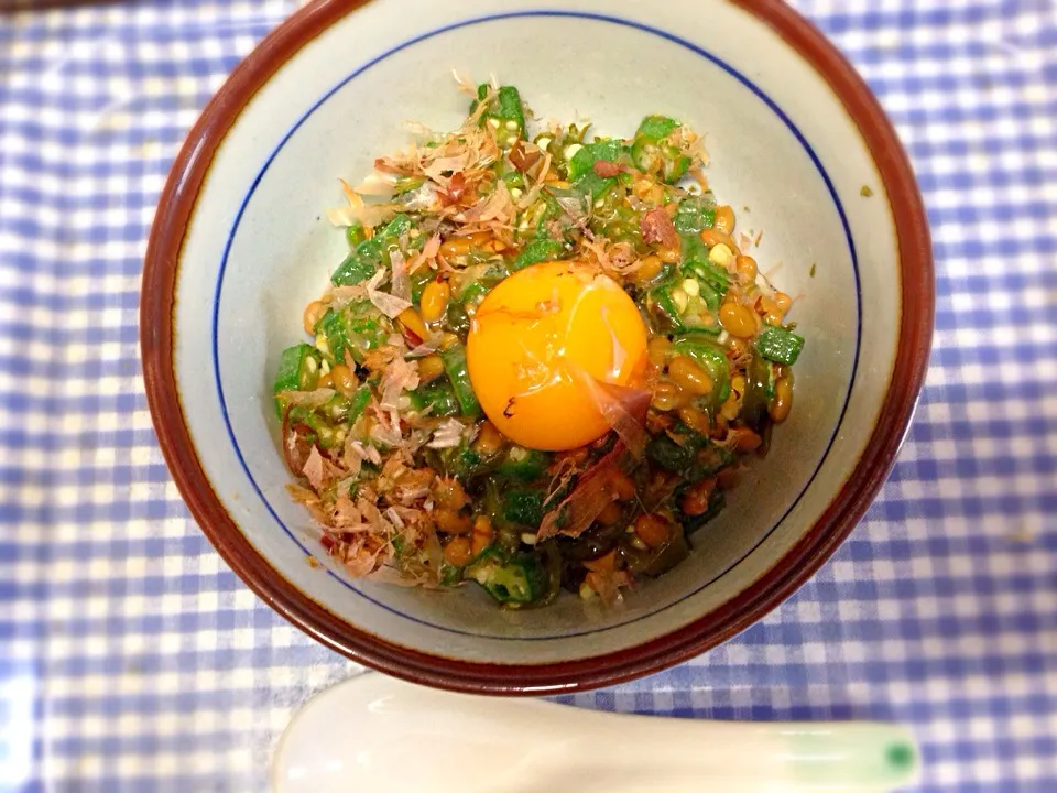 ネバネバ昆布おにぎり丼|まいぴーさん