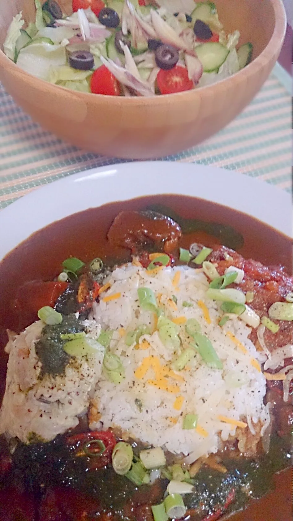 Snapdishの料理写真:レトルトカレーも盛り付けによっては豪華なメニューになりました！ #カレー #レトルト|かげさんキッチンさん