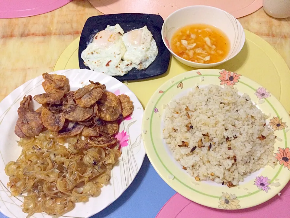 Dried fish & squid with Garlic Rice|Maribeth Trinidad Nakamuraさん