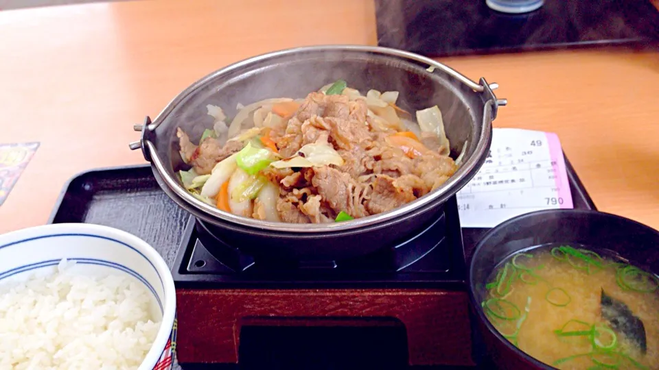 Snapdishの料理写真:牛ばら野菜焼き定食|grandpapaさん