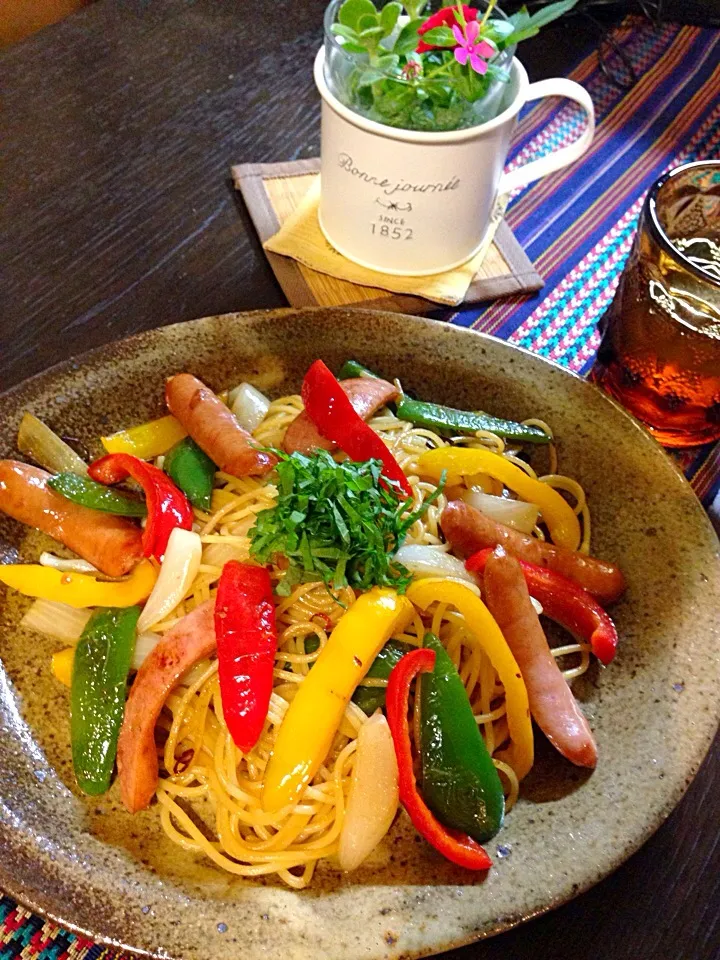 TODAYランチ〜パプリカのイカ刺しの塩辛和風ペペロンチーノ♡|シロンさん