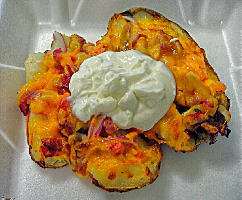 Snapdishの料理写真:#American cuisine #Comfort Food 🍲 loaded twice baked potatoes 💛🍛✔💚 I #Eat #Love #Pray 💓 😃 #GumboOfSoul 💟 🍸  💕 💟|Alisha GodsglamGirl Matthewsさん