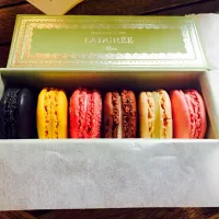 Macarons - Paris|Elly Sooさん