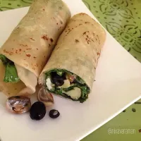 Snapdishの料理写真:Salad Wrap|Nixavaramanさん