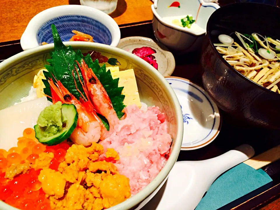 海の幸丼ランチ|ゆうさん