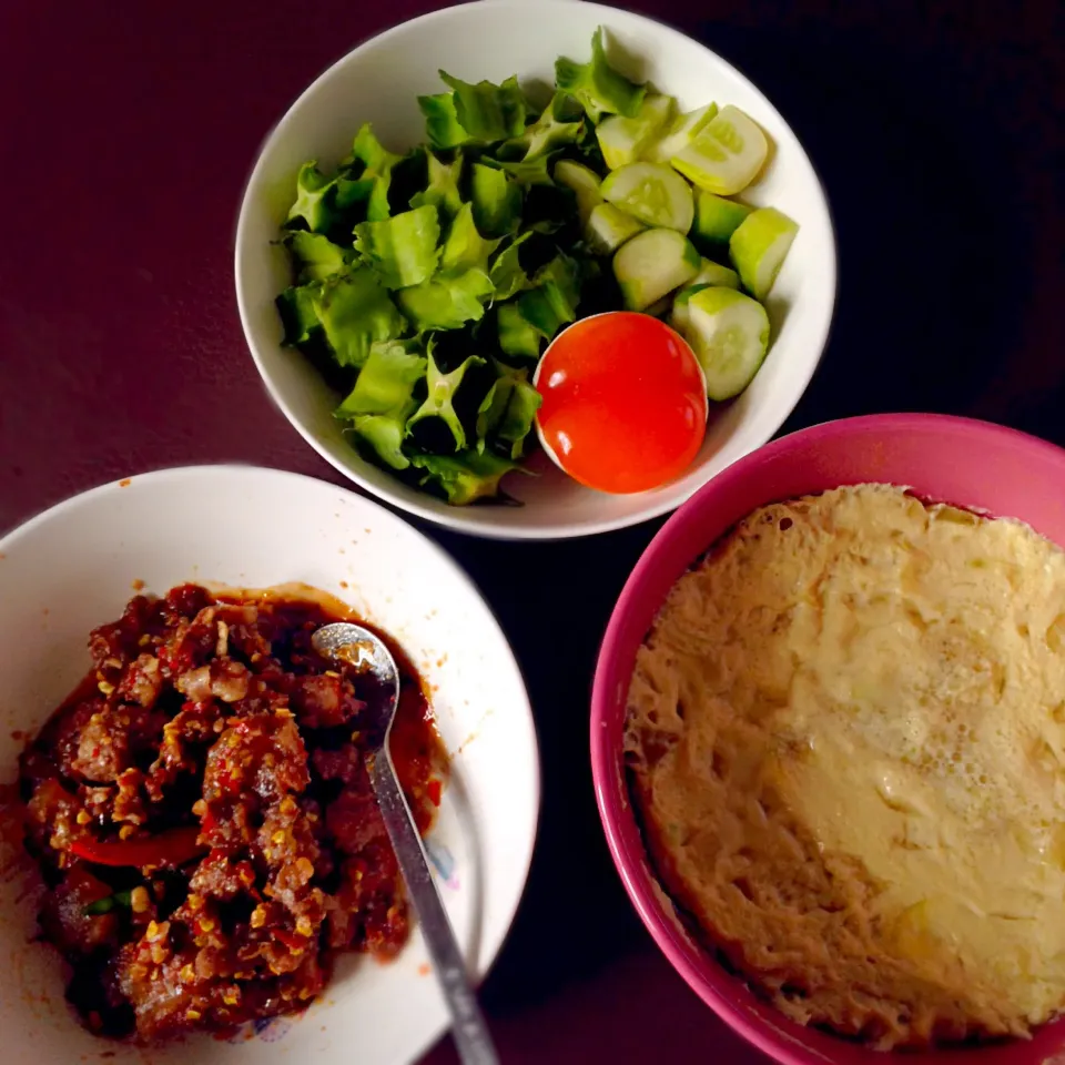 Pork Stir Fries with Ka pii + Kai klop + Kai tun + Puk sod|Chef Bimさん