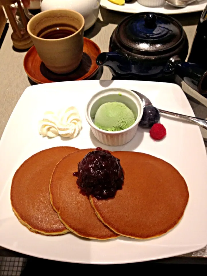 文明堂カフェで極上ほうじ茶と|まりさん