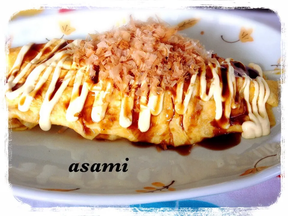 Snapdishの料理写真:肉じゃがの残りを卵で包んでみました♡                                   美味しかったー(っ´ω`c)♡|Asamiさん