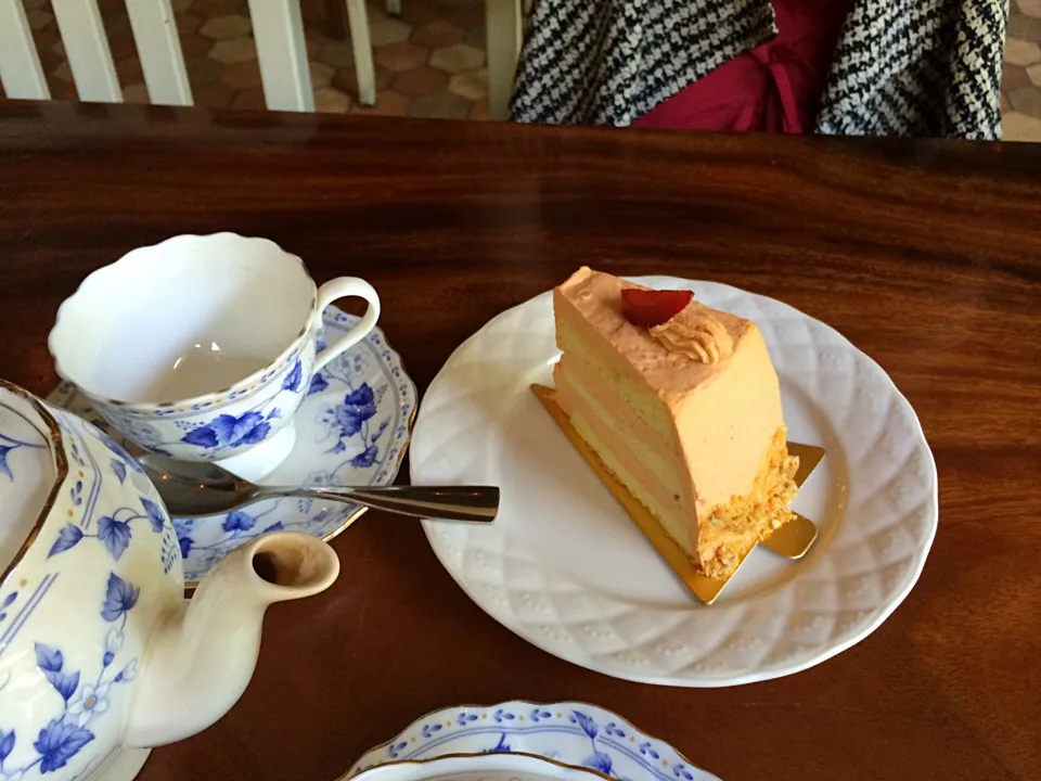 ThaiTea Cake @Porto|Endry Hoeさん