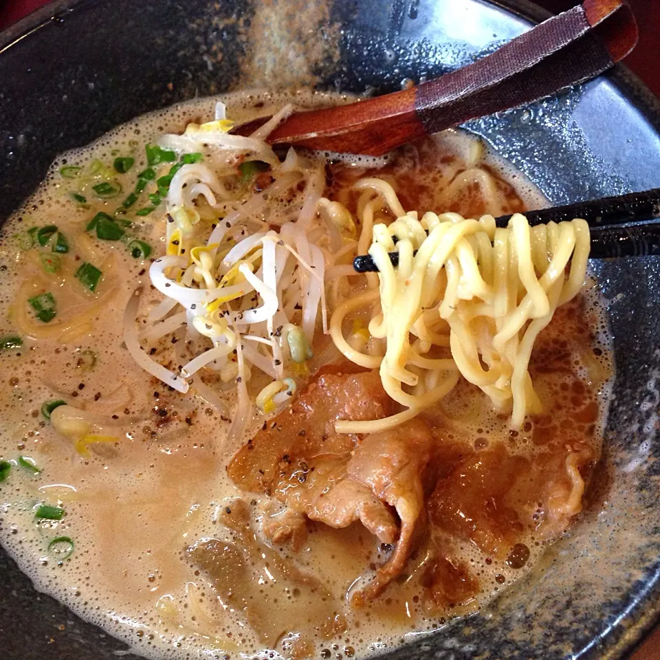 背脂魚介らぁ麺|maixx ใหม่さん