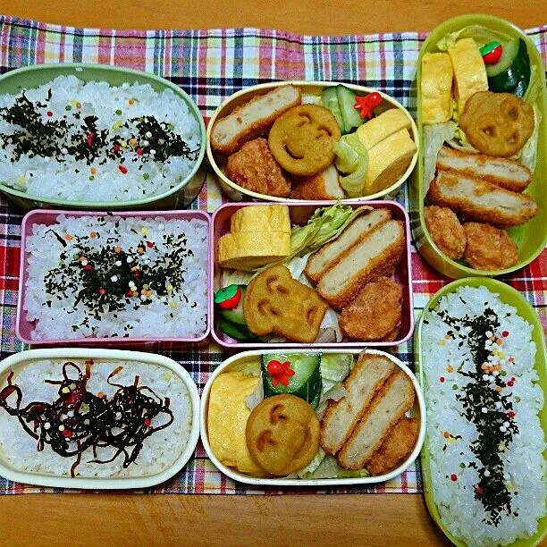 8/19(火)の四人弁当
♪塩麹唐揚げ
♪コロッケ
♪卵焼き
♪きゅうり
♪スイートポテト|ふみぃさん