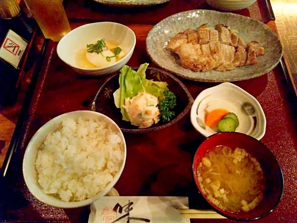 喜多家の、国産 和豚ロース塩麹焼定食、980円。|東京ライオンズさん