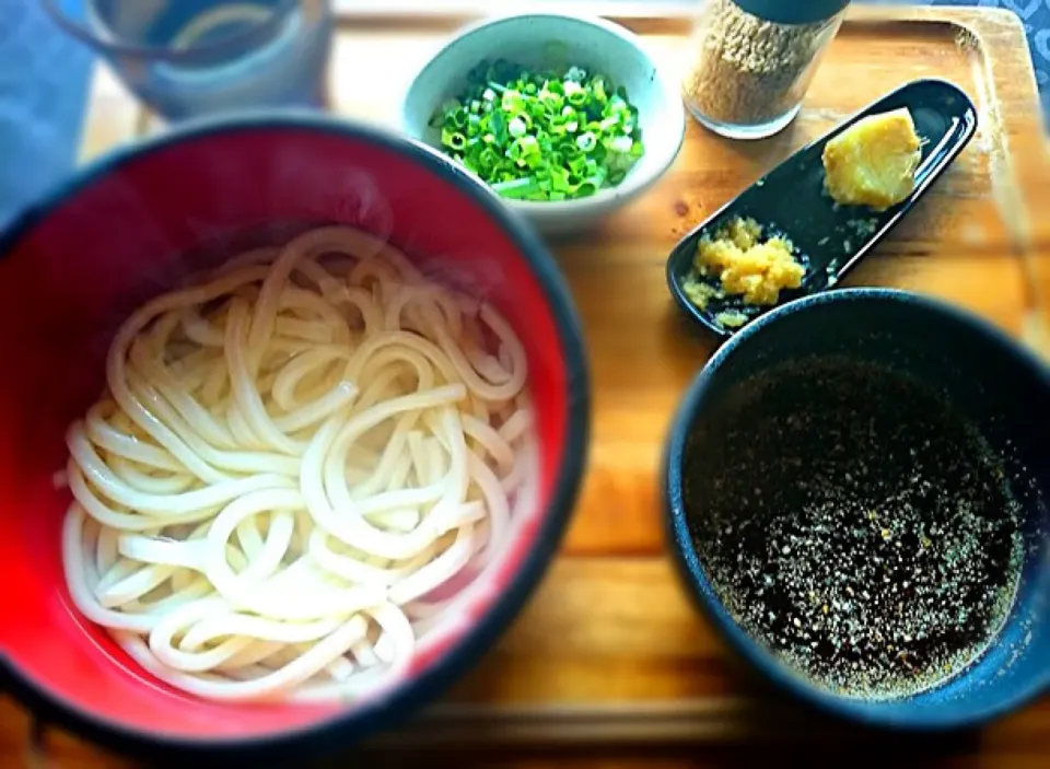 今日は簡単 釜揚げうどん〜❣﻿|yokoさん