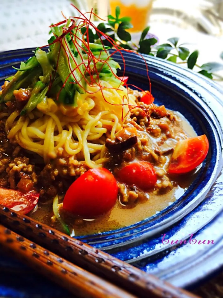 Snapdishの料理写真:豚ひき肉バンバンジーがけ、冷やし麺(^^)|ハナたなさん