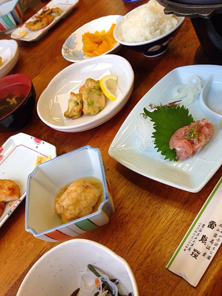 山小屋の夕食|ごはんできたよ〜さん