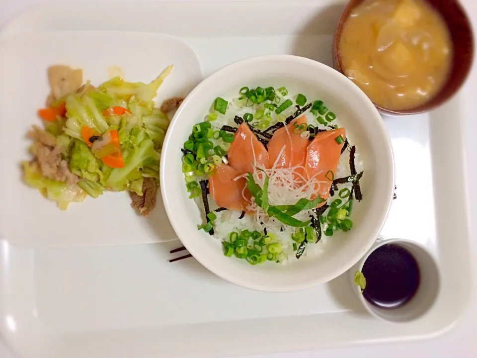 サーモン丼定食|みさをさん