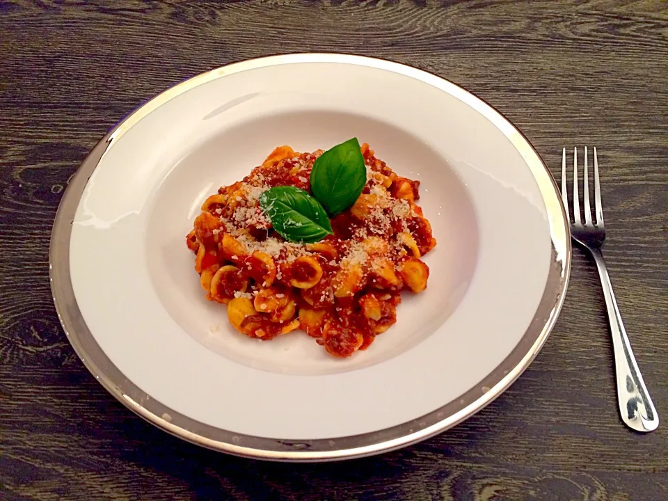 Snapdishの料理写真:Bolognese ear pasta|Jessie Boyevaさん