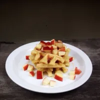 Snapdishの料理写真:Apple&Honey Belgian Waffles|OnTheWoodenTableさん