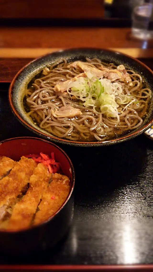 山形ｸﾞﾙﾒ♪冷たい肉蕎麦とﾐﾆｿｰｽｶﾂ丼 (*,,ºัωºั,,)♡|あゆ亭さん