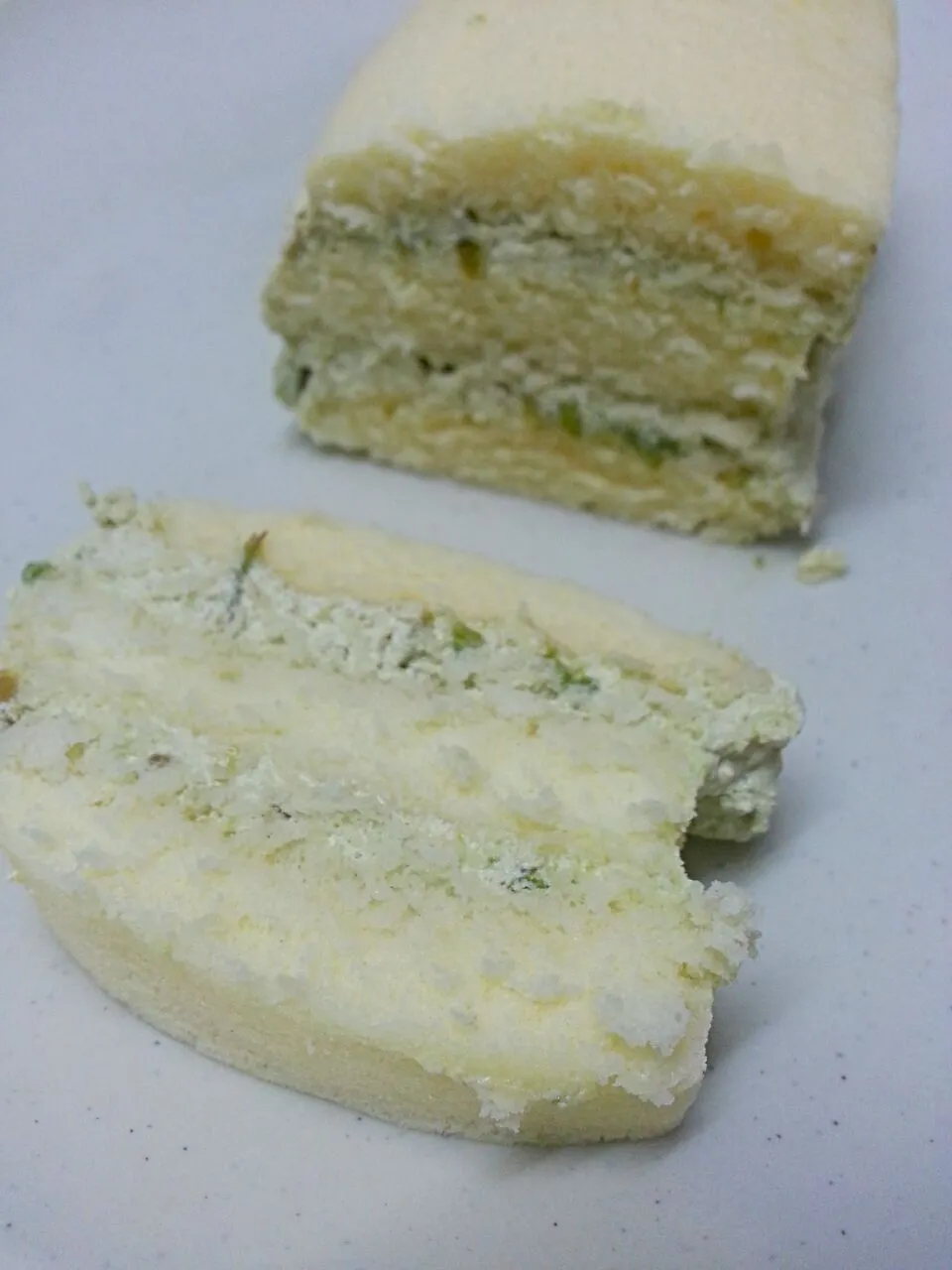 Avocado cake by Friends... Thankzz|Maureen Leさん