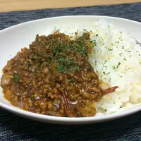 Snapdishの料理写真:ドライカレー|しゅんすけさん