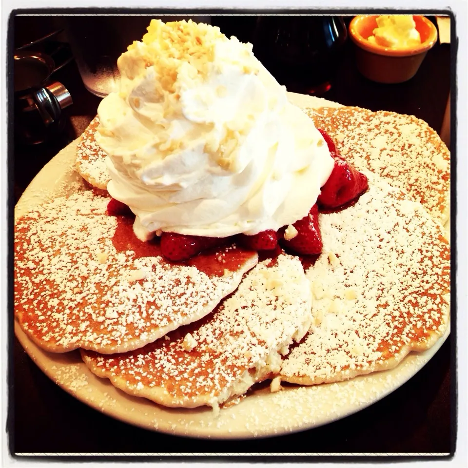 Strawberry Pancake|Green Appleさん