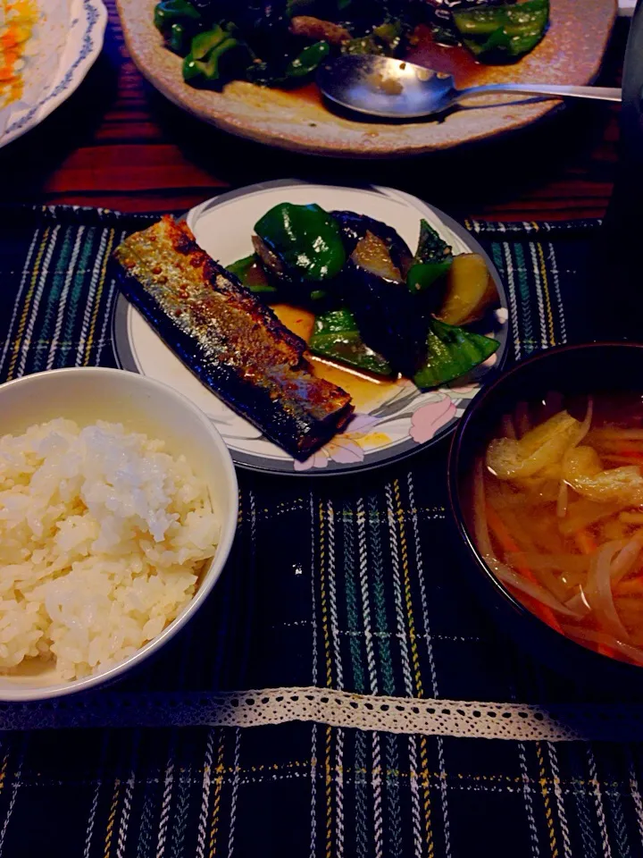 秋刀魚、茄子とピーマン炒め|おかしちゃんさん