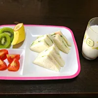 朝ごはん|高見梨愛さん