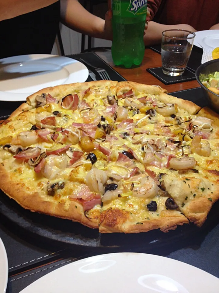 Snapdishの料理写真:「Handmade pizza」|Autumnさん