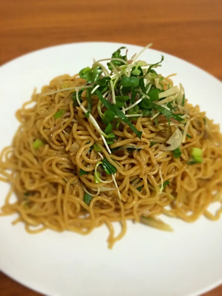 醤油焼きそばにんにく風味(大盛)|OZEKIさん