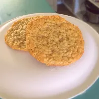 Oatmeal coconut breakfast cookies|Cahley Roachさん