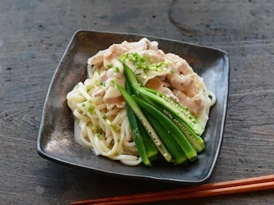 オクラと豚しゃぶの冷やしごまうどん|ヤマサ醤油公式アカウントさん