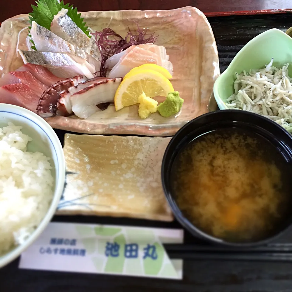 お刺身定食ほか|まるこさん