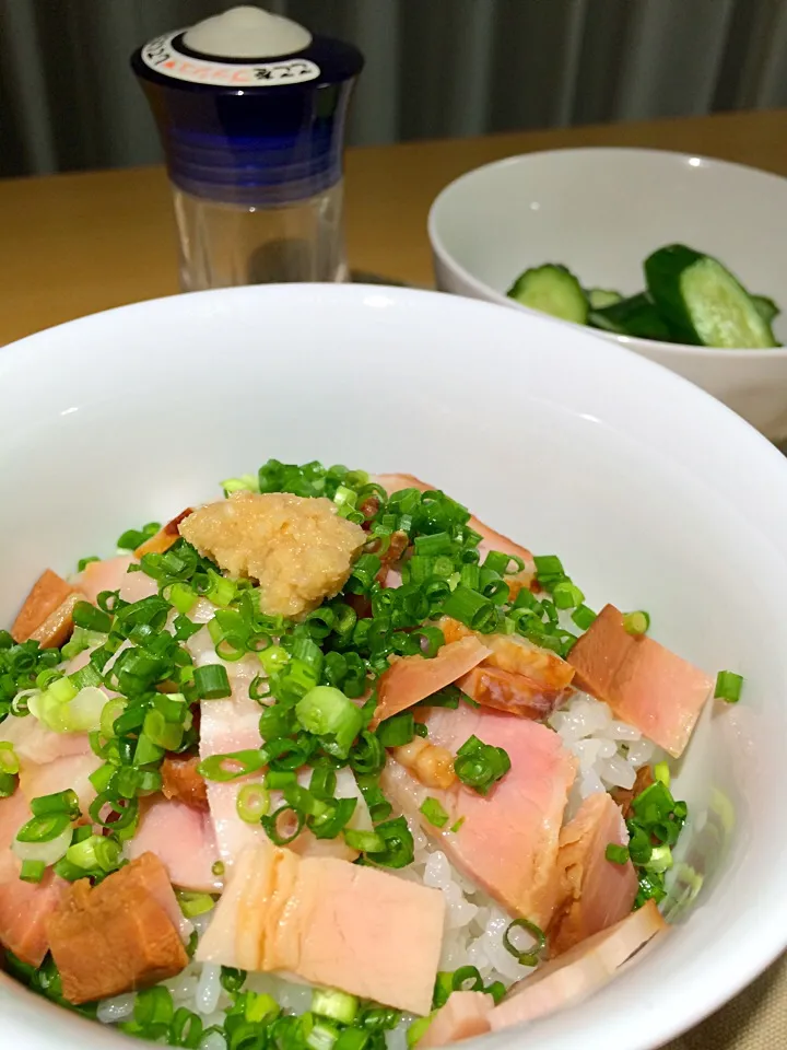 ラーメン屋さんのチャーシュー飯|しのさんさん