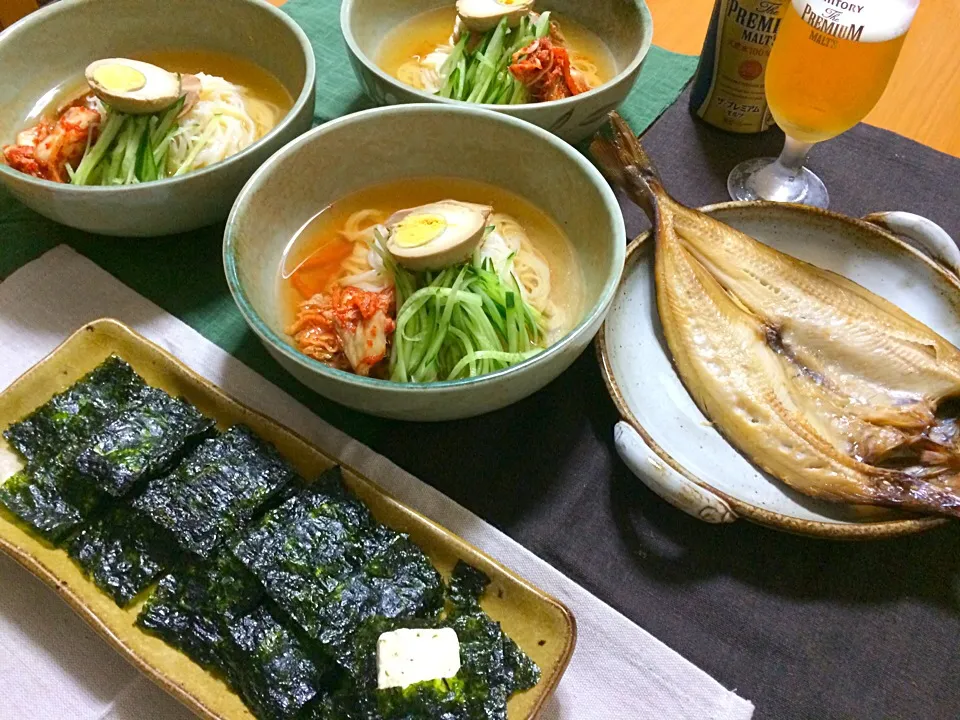 冷麺、クリームチーズの韓国海苔挟み、焼きほっけ|ぷっくりんこ💙さん