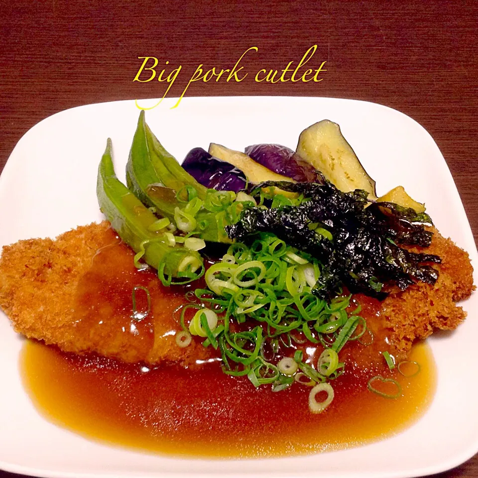 Snapdishの料理写真:りりたんこぶ先生の料理を参考にさせていただきました            🐷Big pork cutlet|浦島太郎さん