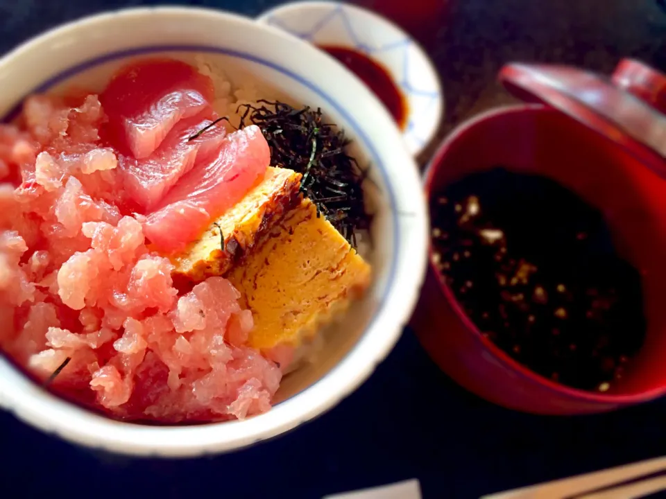 福井にて、ミニマグロ丼！|Youko Minamiyamaさん