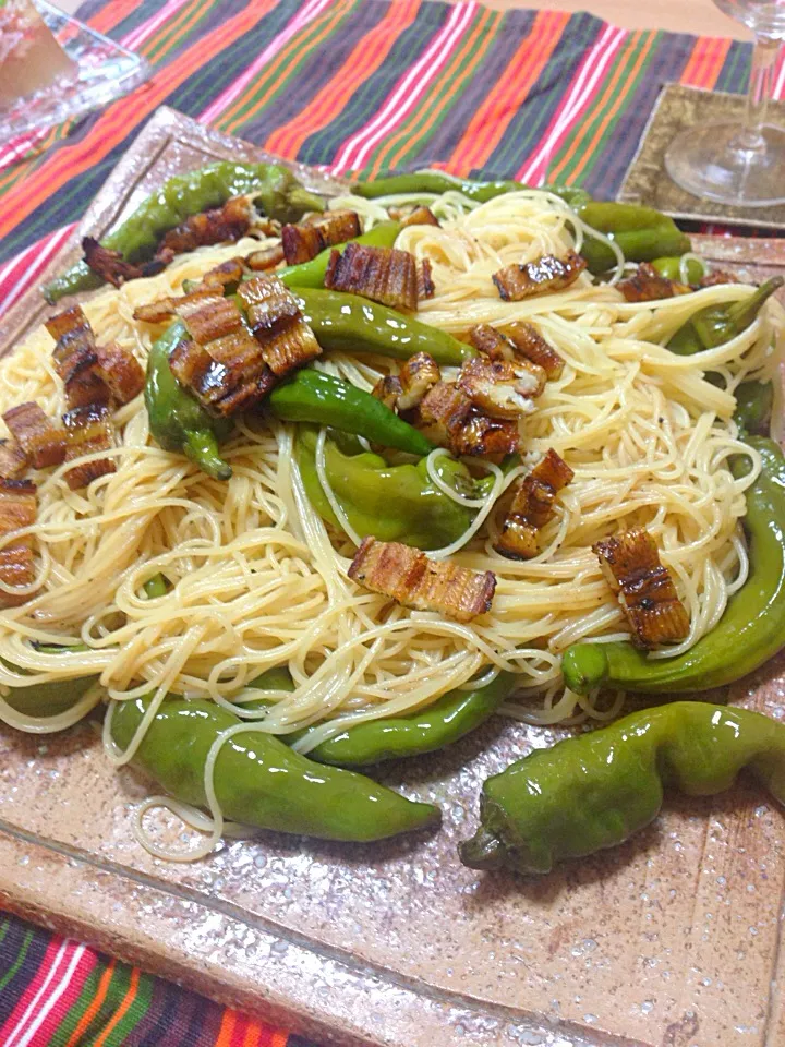 万願寺とうがらしと穴子のパスタ|ちかこさん