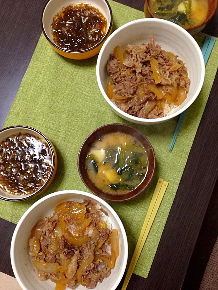 焼肉の残りで…牛丼🐮|まめこさん