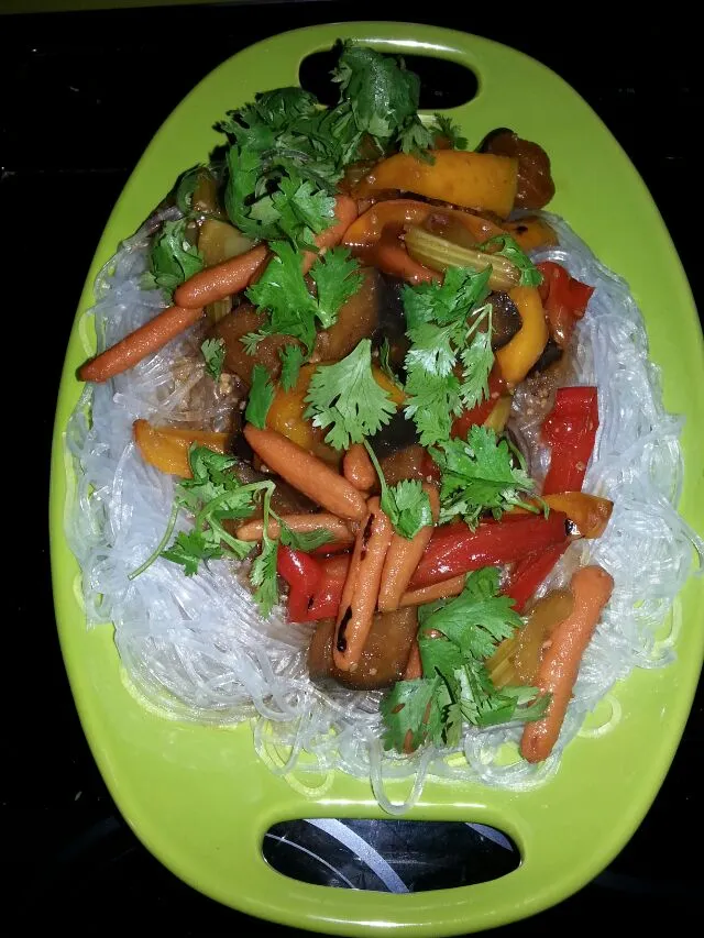 teriyaki veggies over glass noodles. with cilantro.|Polly Gelfusoさん