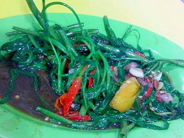 Tumis Kangkung|Bambang Budiono Tjioさん