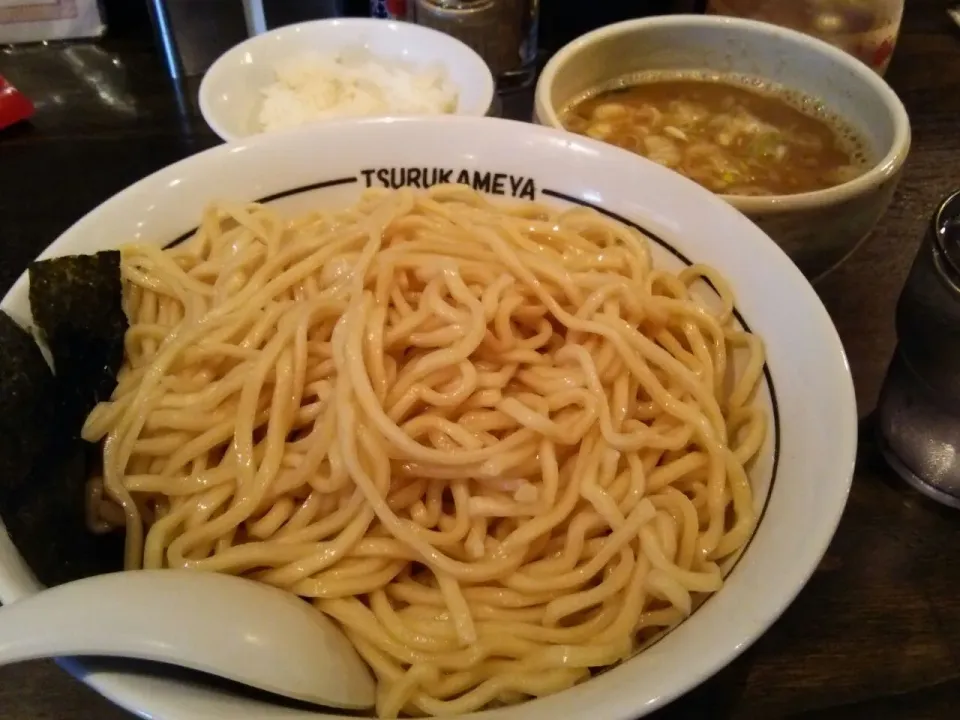 Snapdishの料理写真:鶴亀屋の つけ麺、770円。|東京ライオンズさん