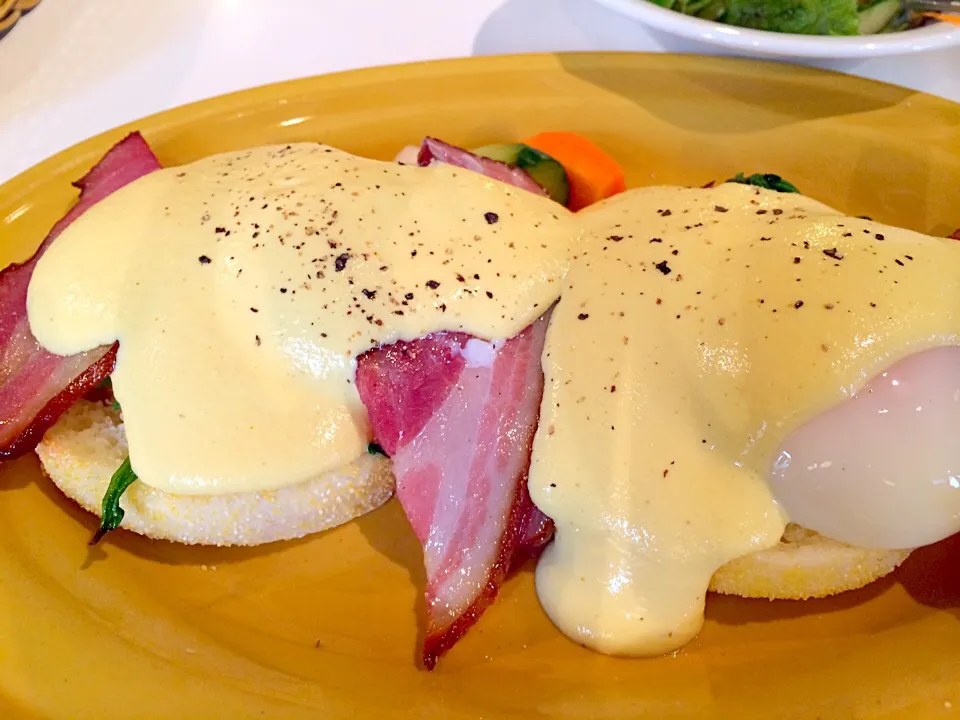 Snapdishの料理写真:egg benedict|amiさん