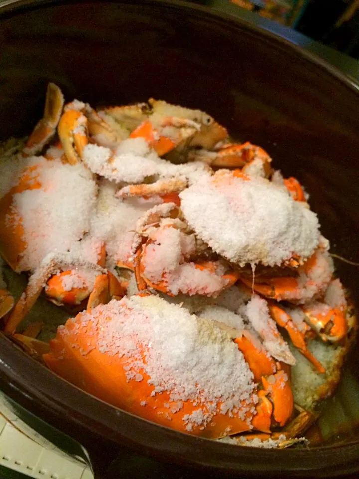 Baked crab with sea salt|Jason Chanさん