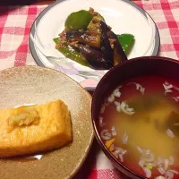 暑揚げ豆腐、ナスとピーマンとひき肉の炒め物、味噌汁|おかしちゃんさん