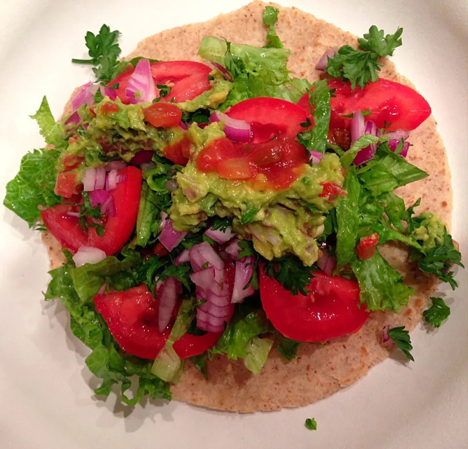 Burrito - chilli beans, lettuce, tomato, guacamole, purple onions & hot sauce|victoria valerioさん