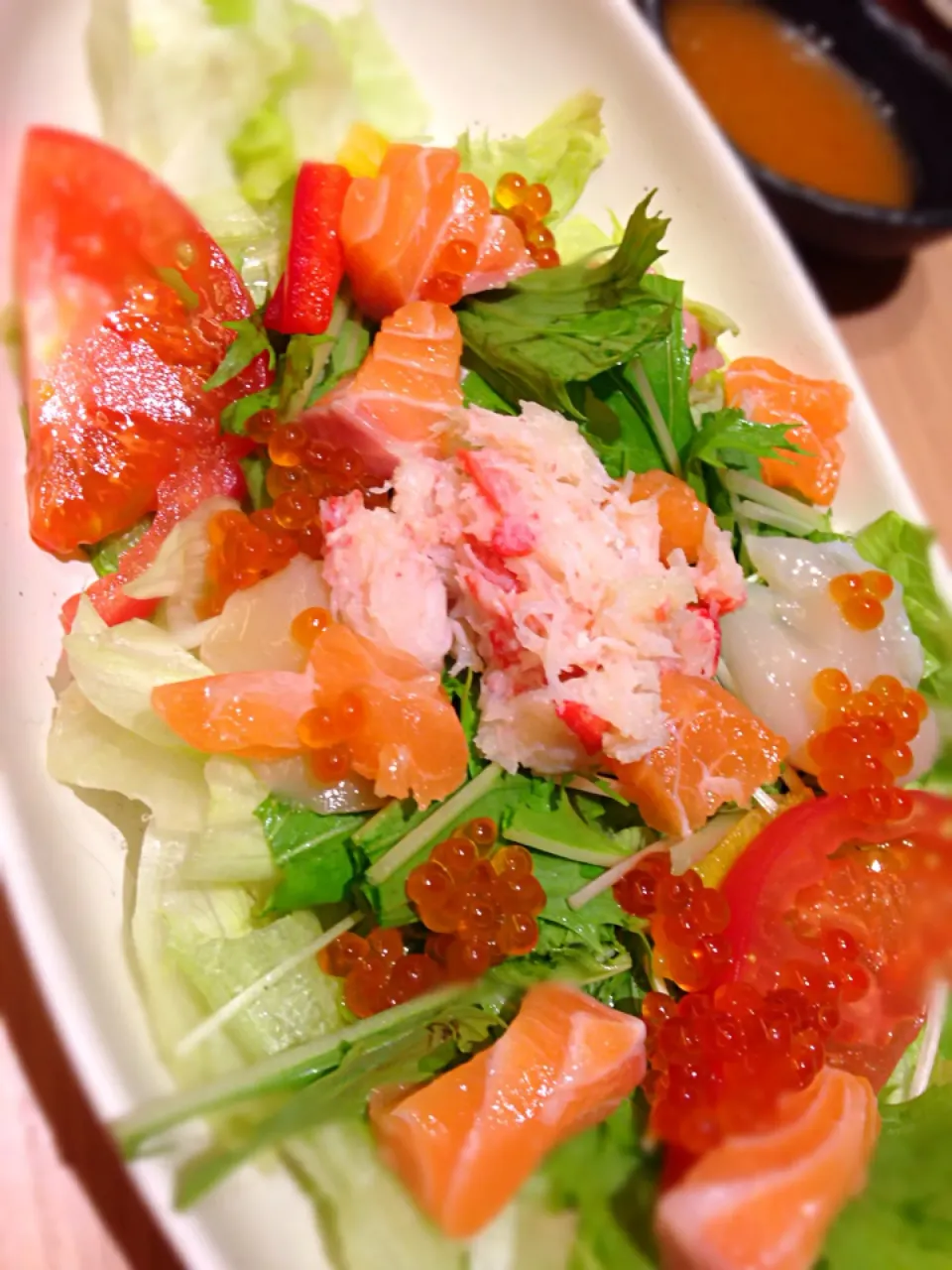 Snapdishの料理写真:Salmon salad|sk1610さん