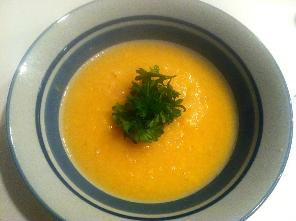 Yellow pea soup|victoria valerioさん