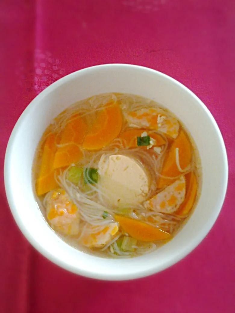 Snapdishの料理写真:Kimlo Soup|Dwi Chairunissa Fさん