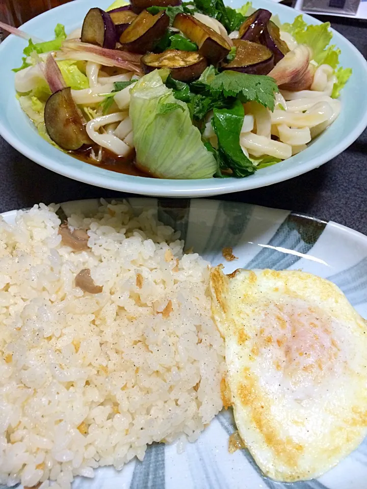 Snapdishの料理写真:サラダうどん、シーチキン炊き込みご飯|ms903さん